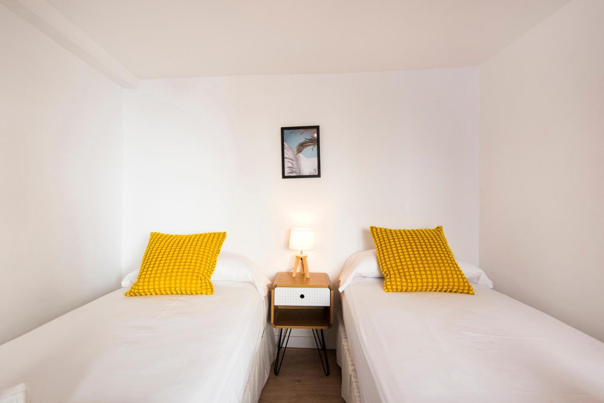 Picasso Square Penthouse, Sunny Terrace In The City Center