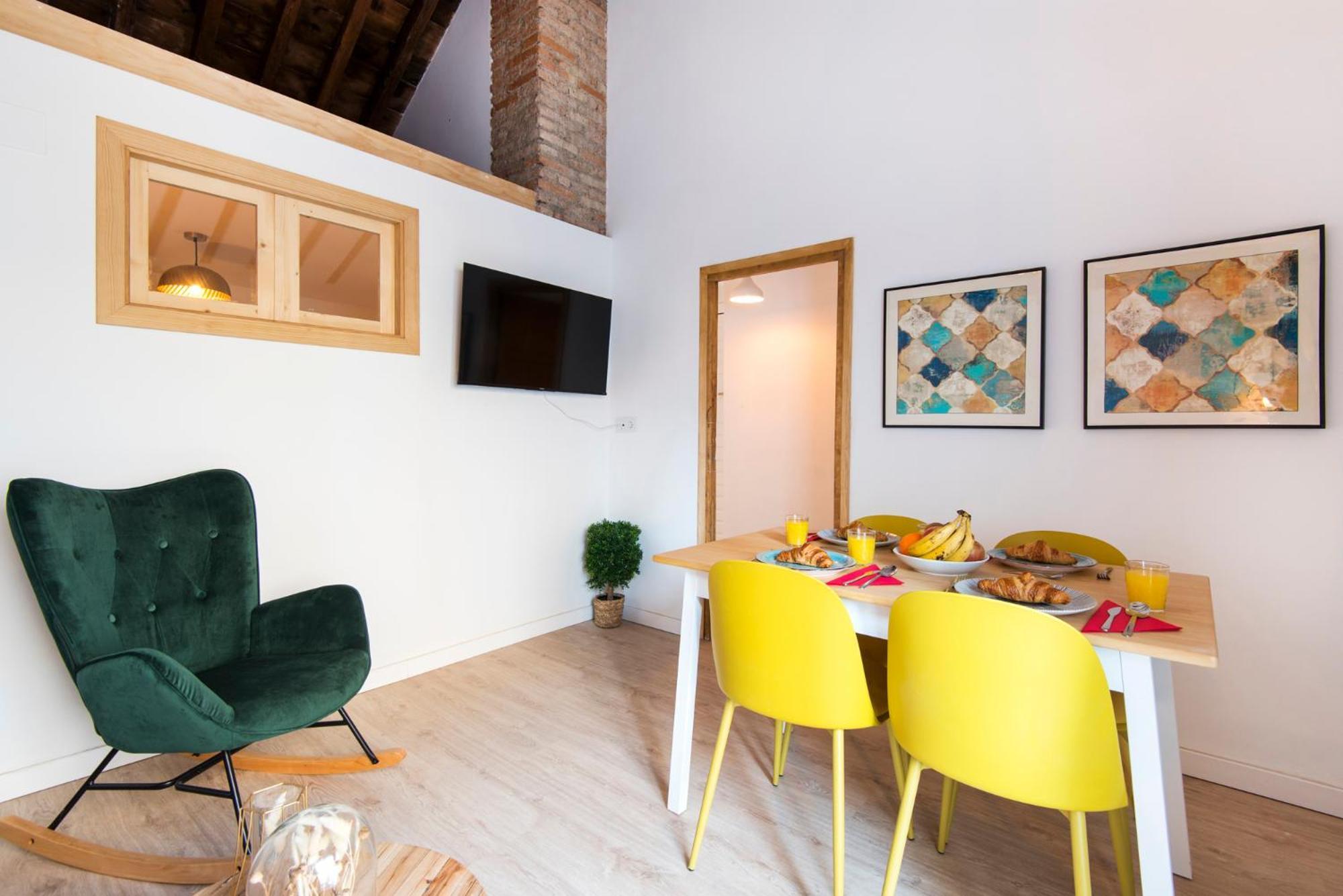 Picasso Square Penthouse, Sunny Terrace In The City Center